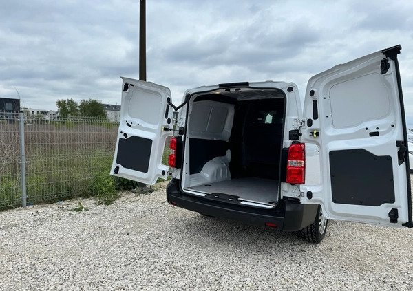 Toyota ProAce cena 164000 przebieg: 34352, rok produkcji 2023 z Łomianki małe 106